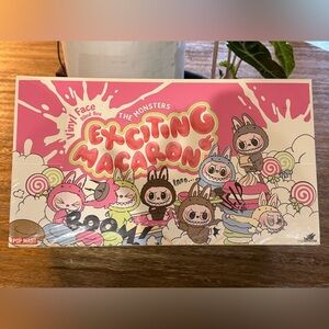 Authentic! Labubu Macaron sealed full set!